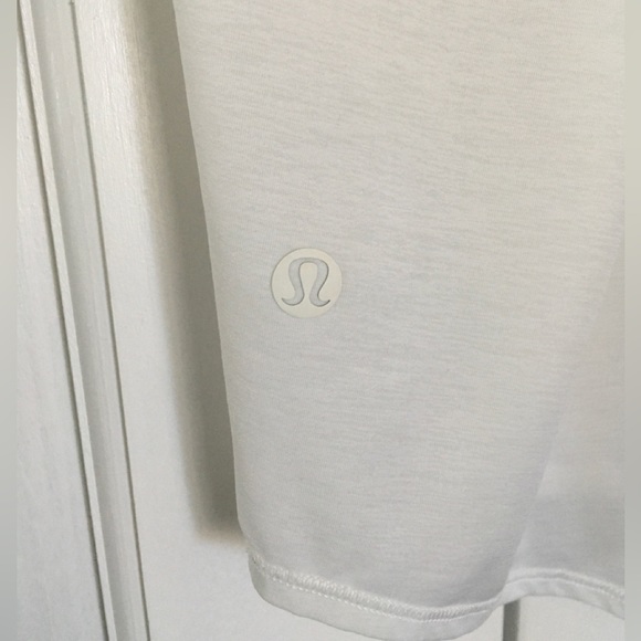 Lululemon Essential Tank Pleated *Jersey White Size 8 - Picture 6 of 8